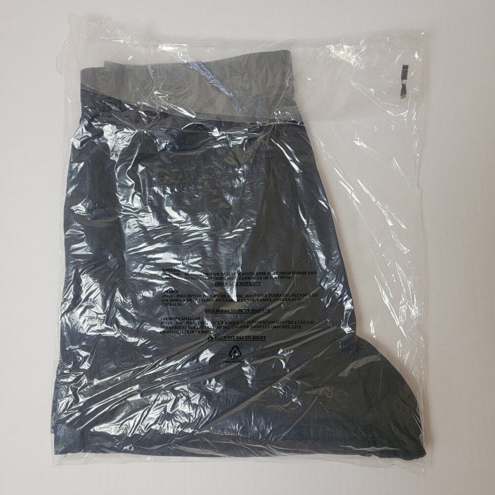 Joie Women's Pleated Short Black Size Large New with Tags - Picture 3 of 8